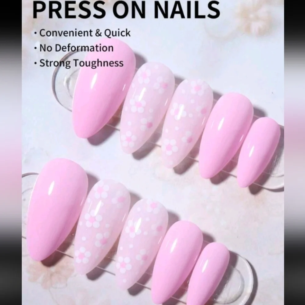 🔥3/$21 Pink Floral Press On Nails